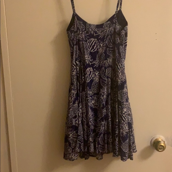 Aritzia Sunday dress - Picture 6 of 6